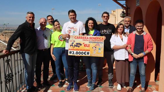 La carrera 'Little Heroes' entrega su recaudación a la asociación Capitán Antonio