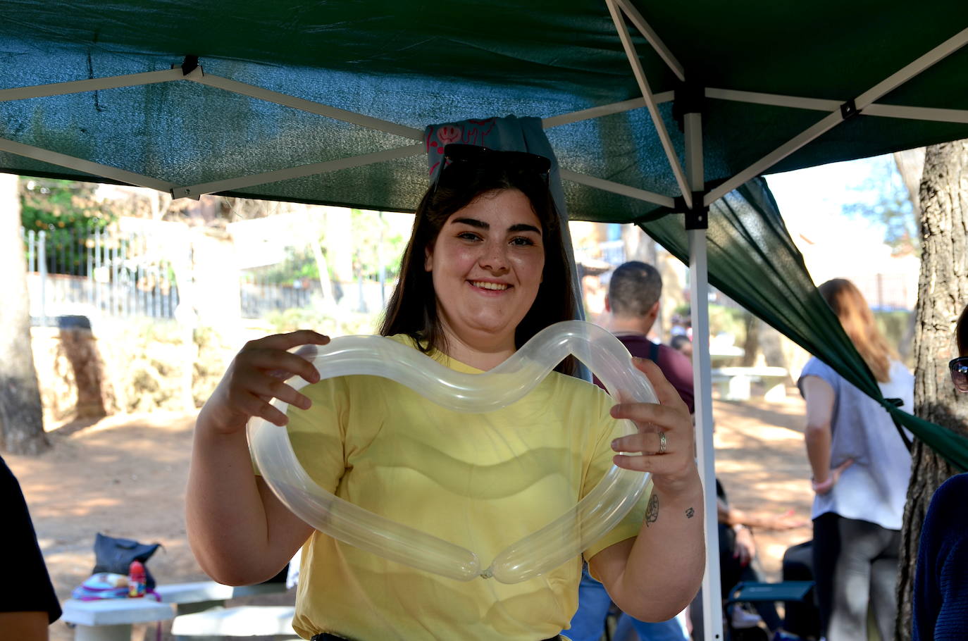 'Roar el güevo': tarde multitudinaria en Huétor Vega