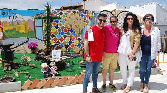 Estos son los ganadores del concurso de cruces de Huétor Vega