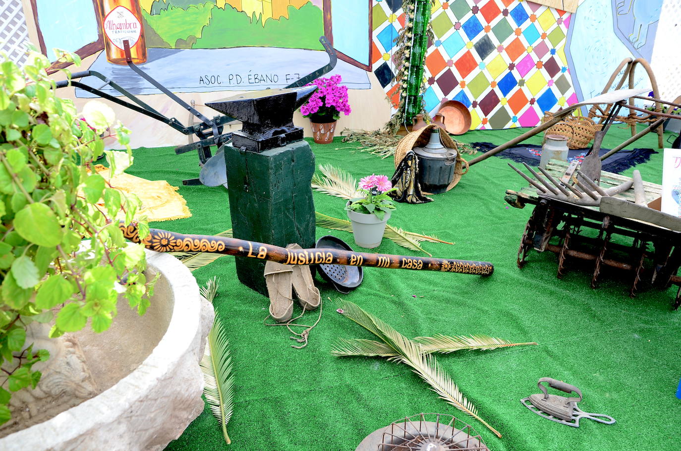 Huétor Vega, aferrado a la tradición de las Cruces