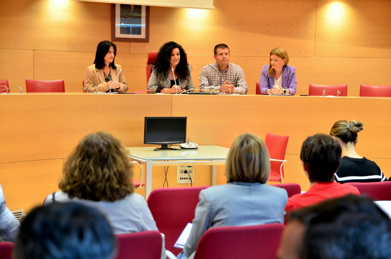 Inmaculada López Calahorro, Elena Duque, José Morales y Teresa Illescas, en la presentación de las jornadas.