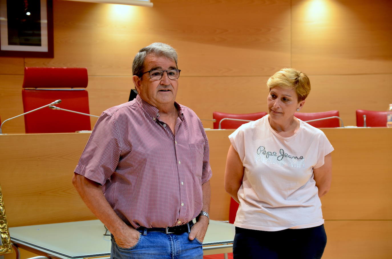 Los retratos de Mariano Molina y Plácido Hurtado se unen a la galería de alcaldes de Huétor Vega