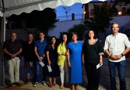 Los ganadores, con la alcaldesa y la concejala de Cultura en funciones.