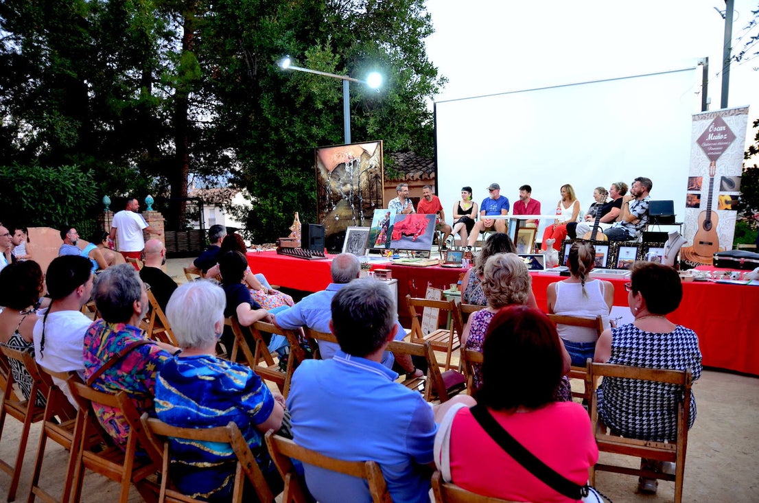 Encuentro de artesanos y artistas en Huétor Vega