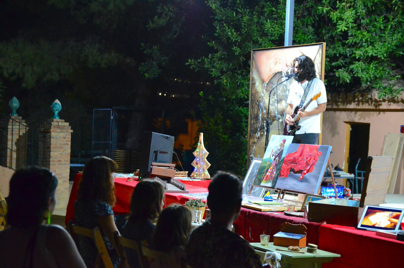 Encuentro de artesanos y artistas en Huétor Vega