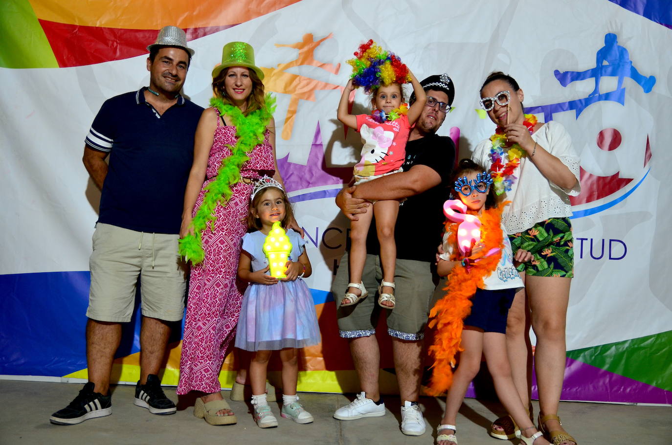 Nueva Fiesta de Blanco de la Juventud en Huétor Vega