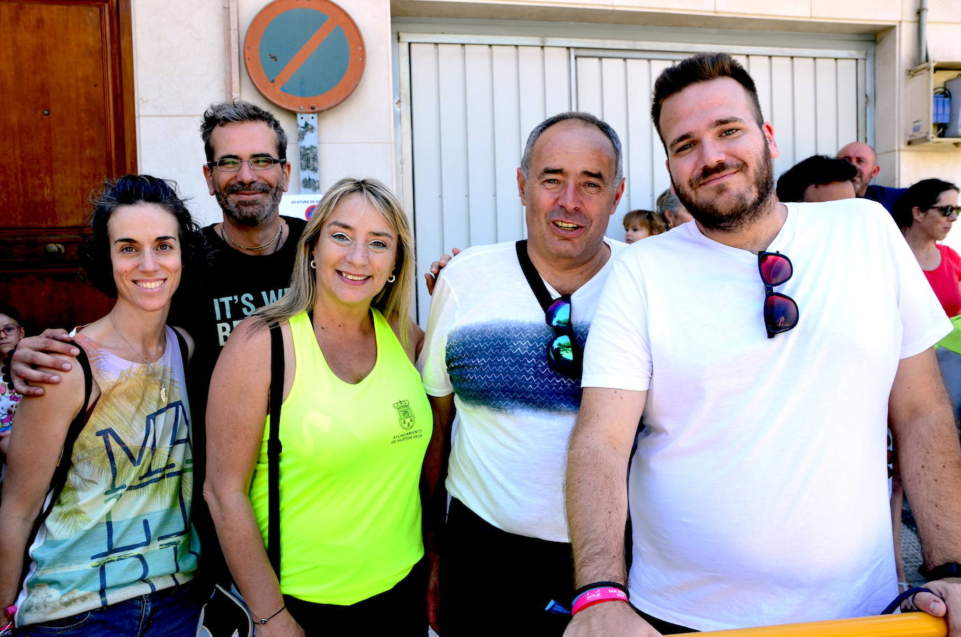 San Roque humedece el barrio de Caicena de Huétor Vega