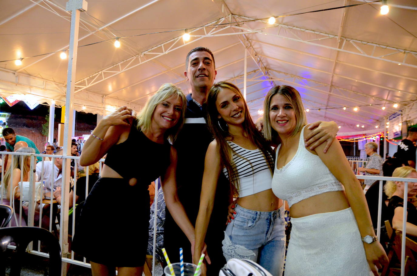 Gran ambiente en el Ferial de Huétor Vega