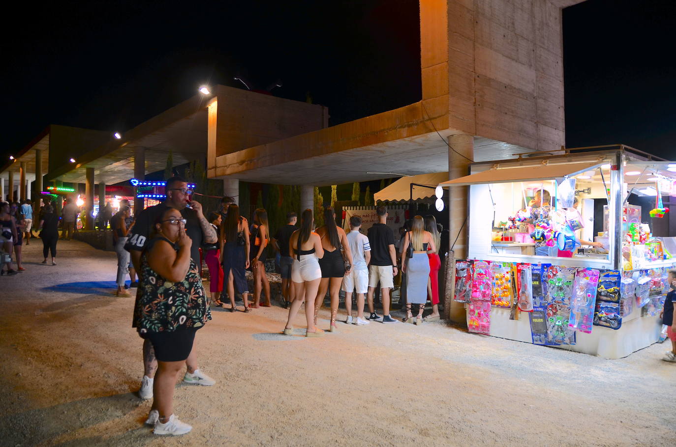 Gran ambiente en el Ferial de Huétor Vega