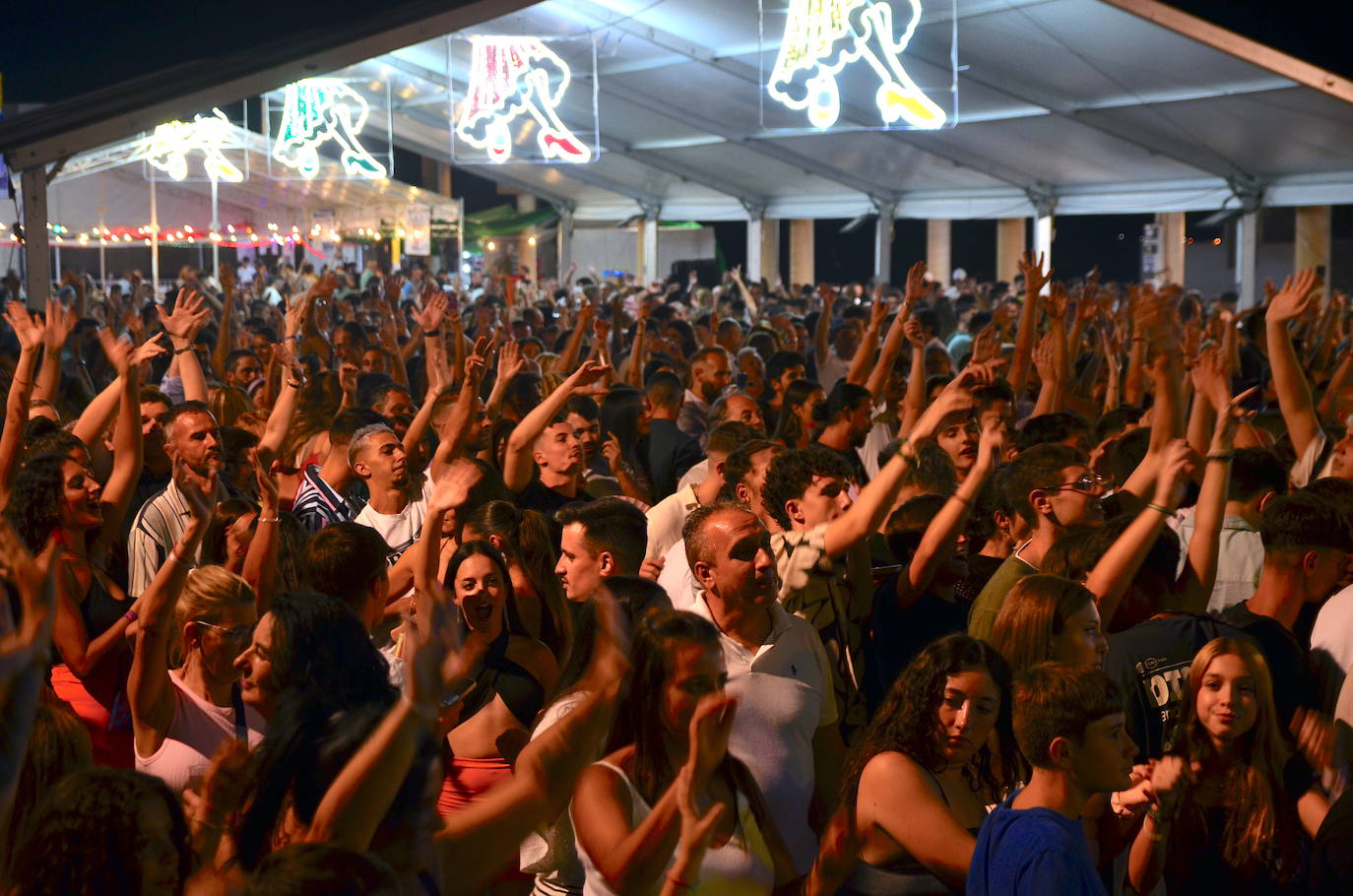 Gran ambiente en el Ferial de Huétor Vega
