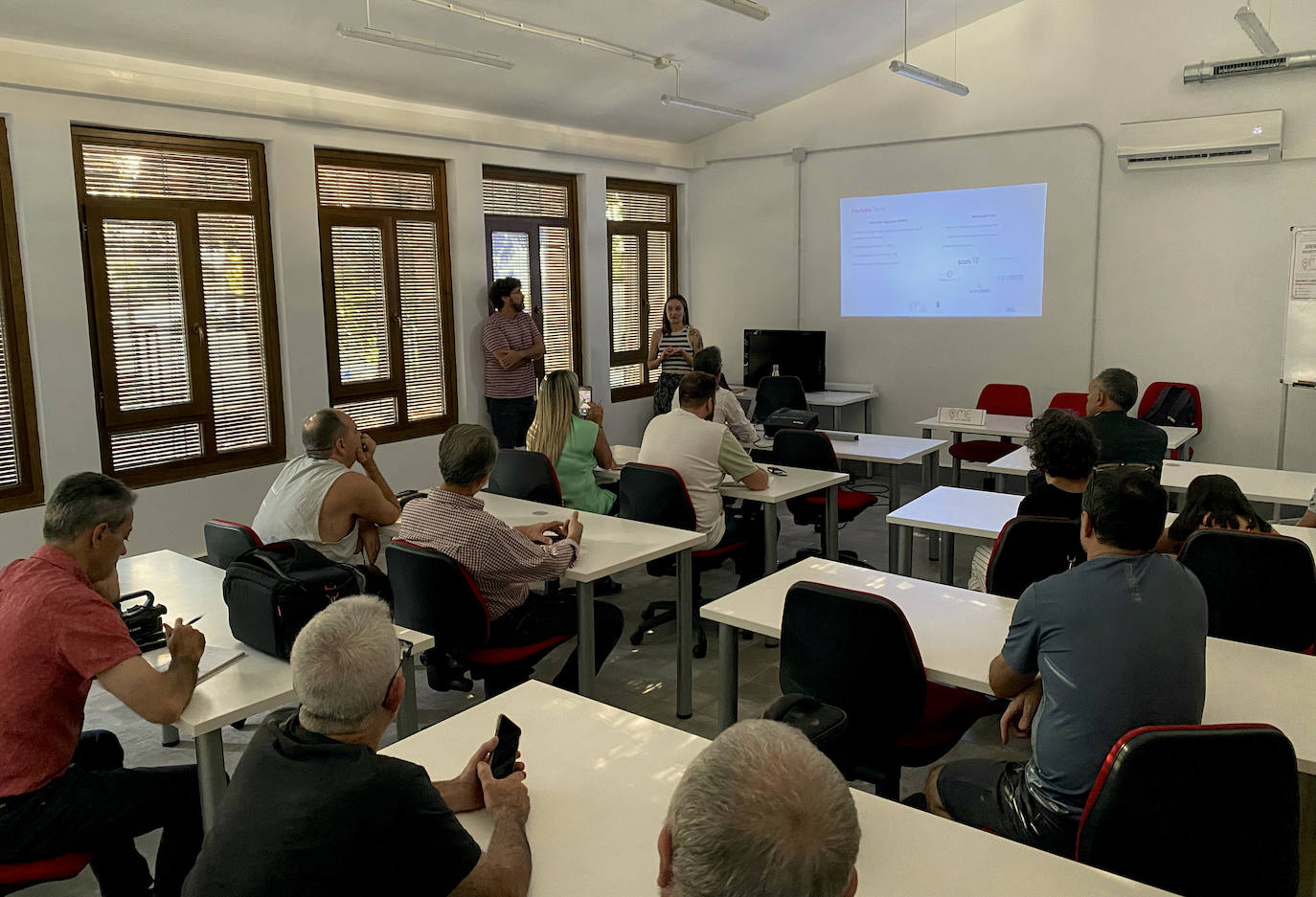 Presentación de la Oficina Municipal de la Energía de Huétor Vega