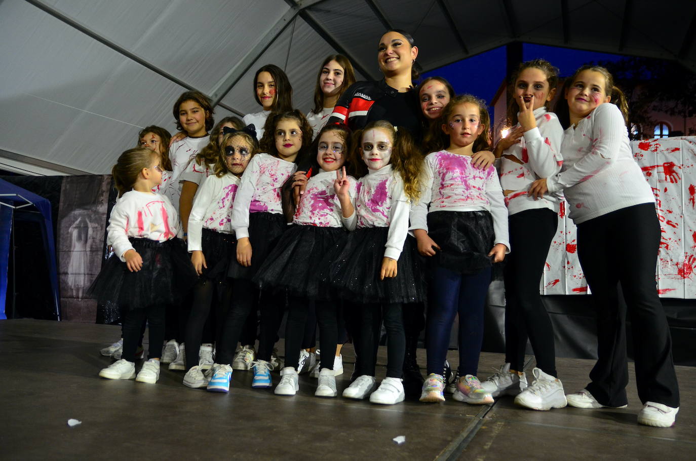 La gente de Huétor Vega se transforma en Halloween