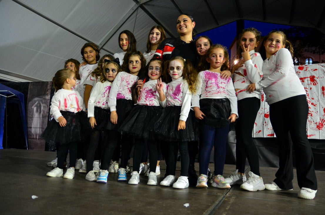 La gente de Huétor Vega se transforma en Halloween