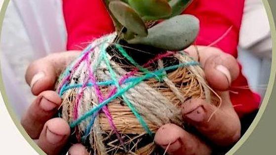 Taller de 'kokodamas' en Huétor Vega: un regalo de Navidad sostenible