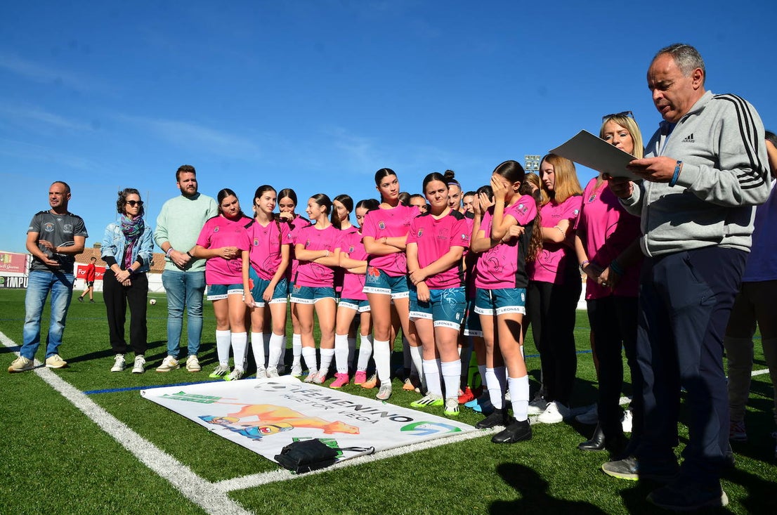 Fútbol femenino contra la violencia de género