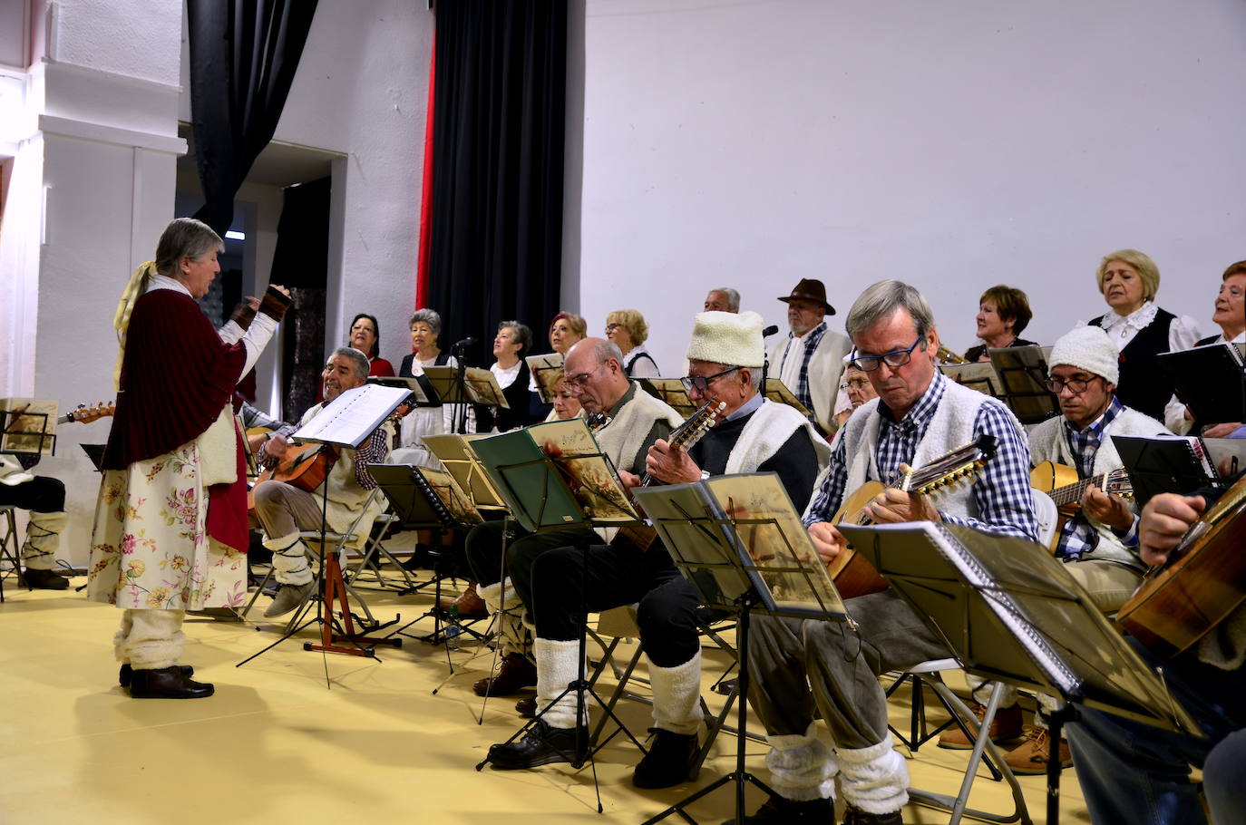 Huétor Vega ya canta a la Navidad