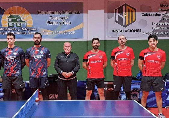 El CD Huétor Vega, de rojo, visitante en Alcalá la Real.