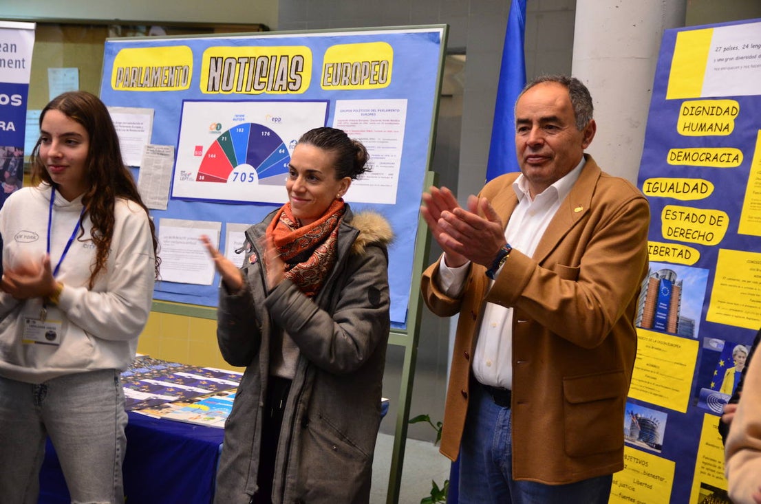 El instituto de Huétor Vega ejerce de 'Escuela Embajadora' de la Unión Europea