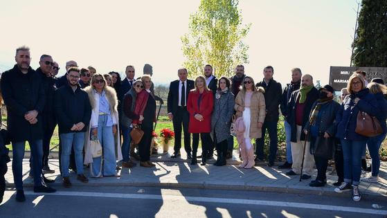 Huétor Vega inaugura el Mirador de la Vega Alcalde Mariano Molina del Paso