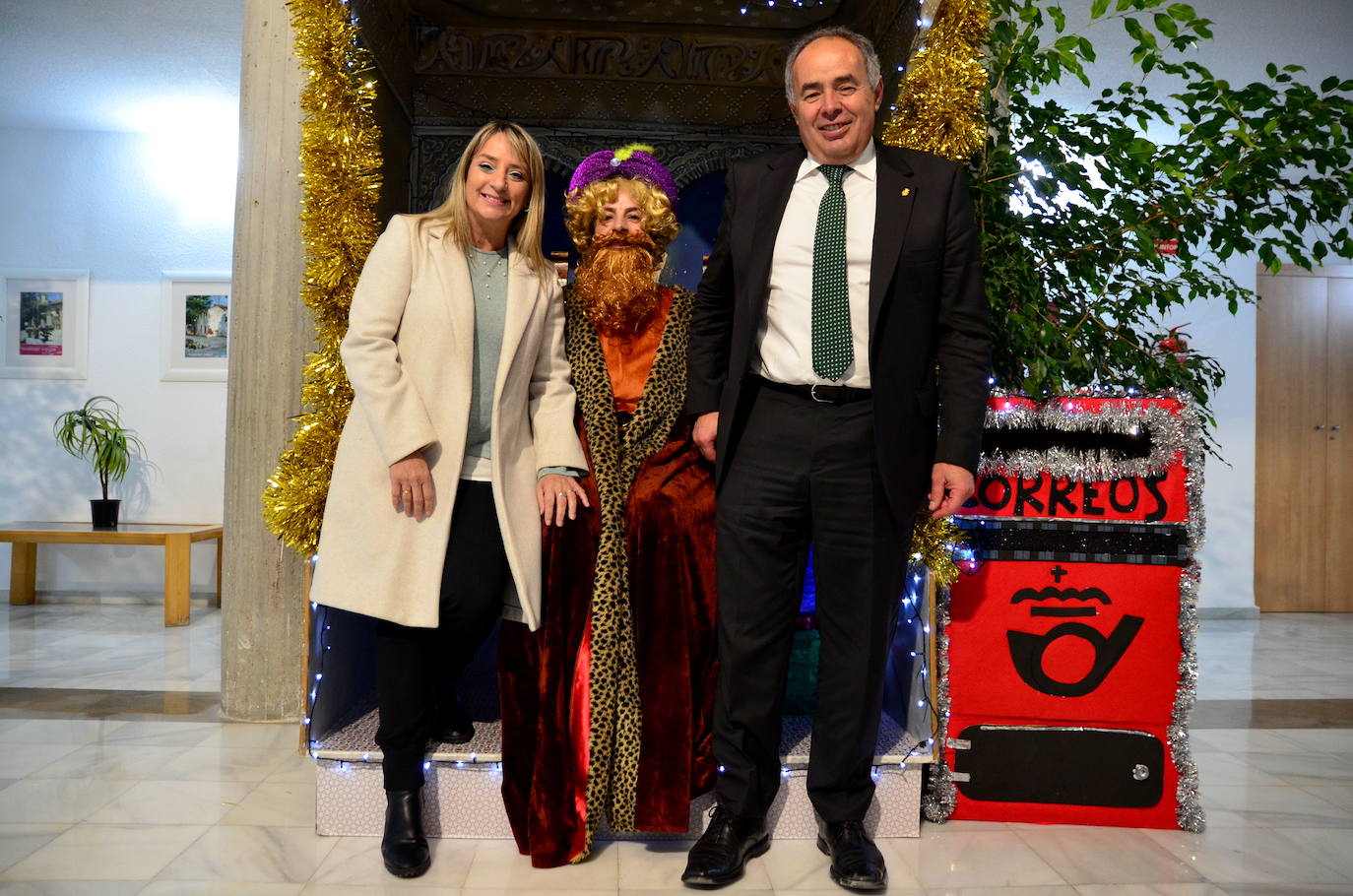 Cartas a los Reyes Magos, trucos y carcajadas en Huétor Vega