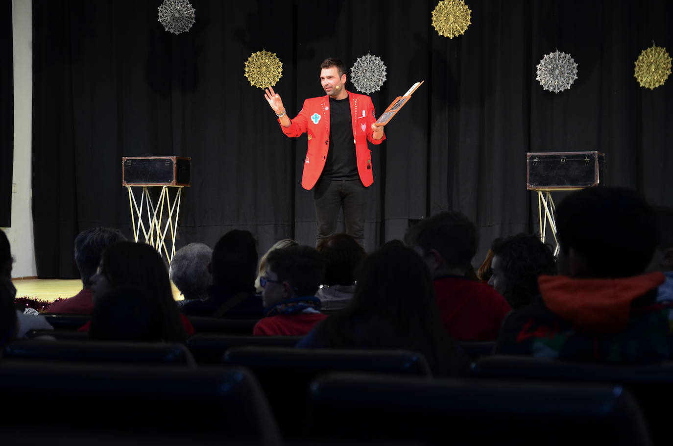 Cartas a los Reyes Magos, trucos y carcajadas en Huétor Vega