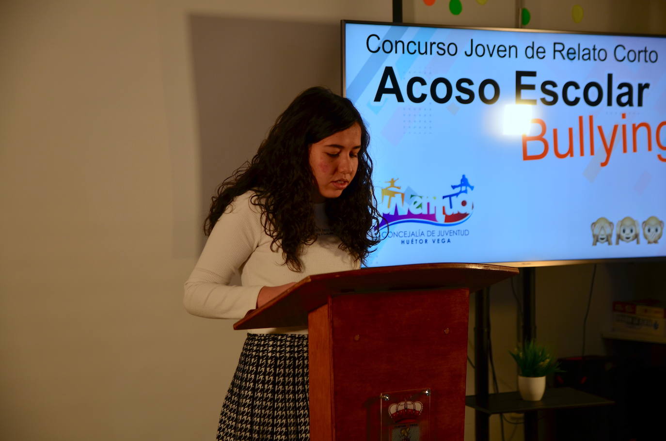 Lectura de Ángela López Girela, ganadora del primer premio.