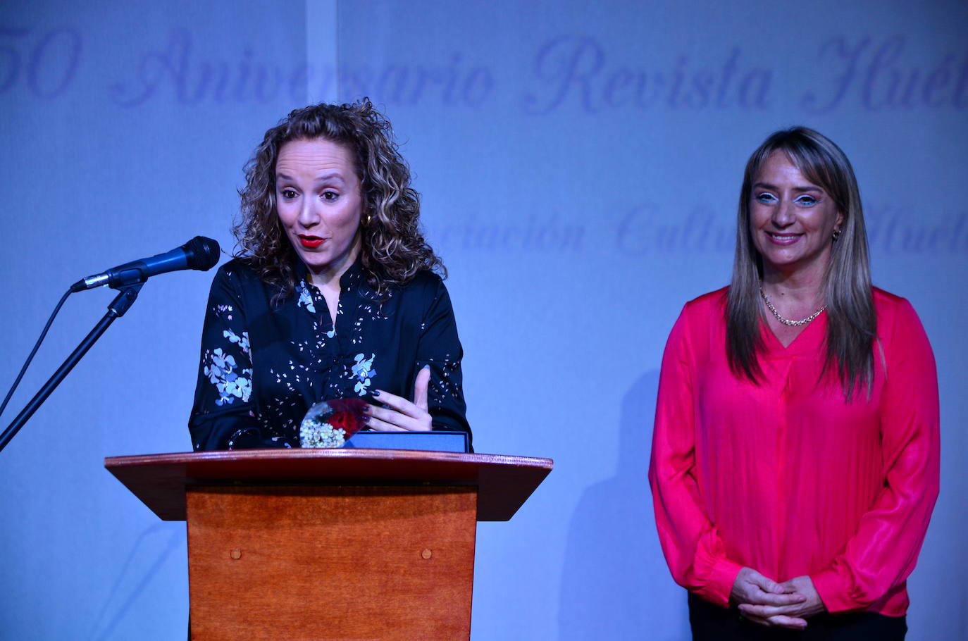 El Centro del Vino y Flamenco, en Huerta Cercada, acogió el acto de homenaje a ‘Huétor Vega Gráfico’.
