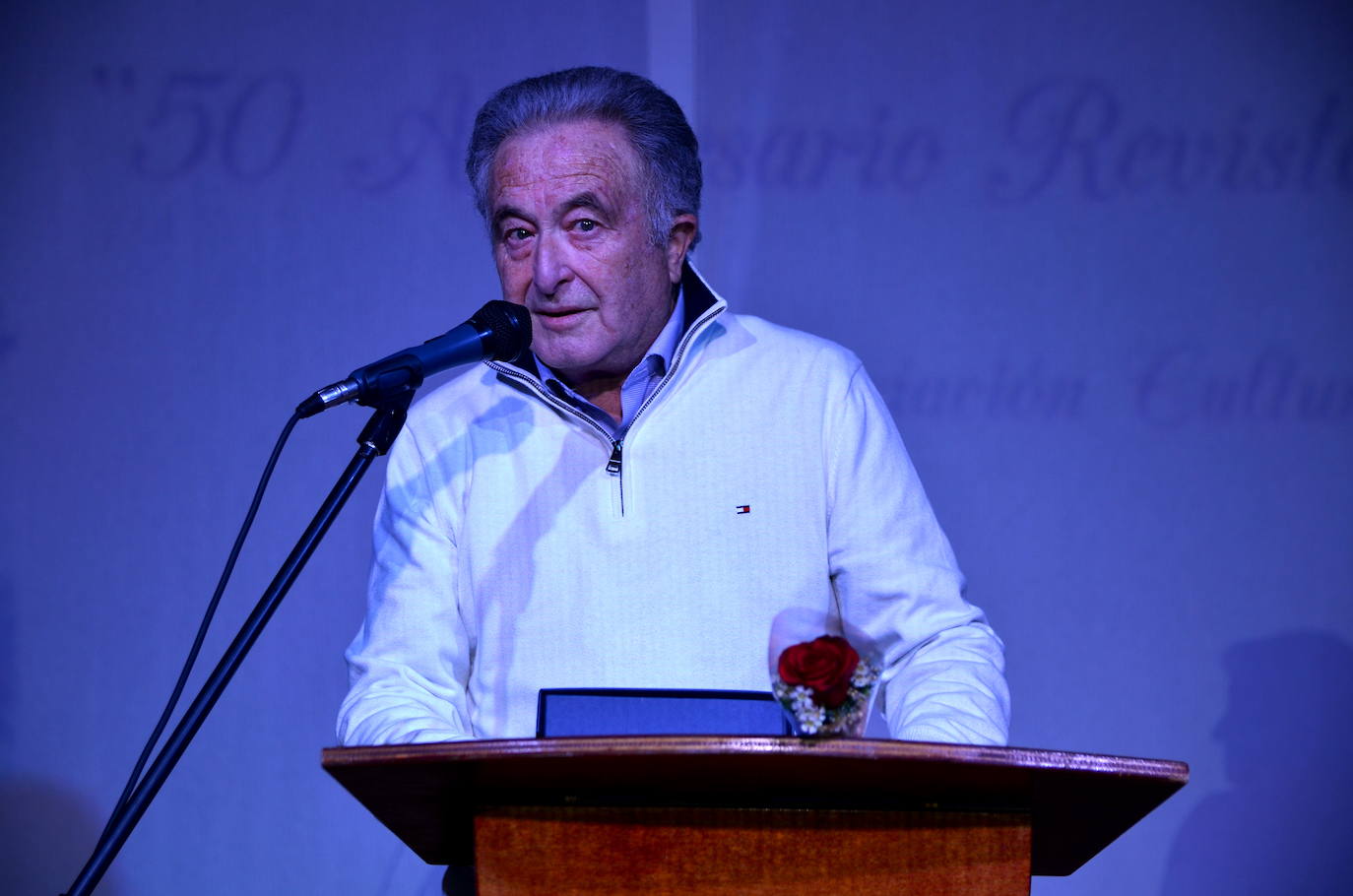 El Centro del Vino y Flamenco, en Huerta Cercada, acogió el acto de homenaje a ‘Huétor Vega Gráfico’.