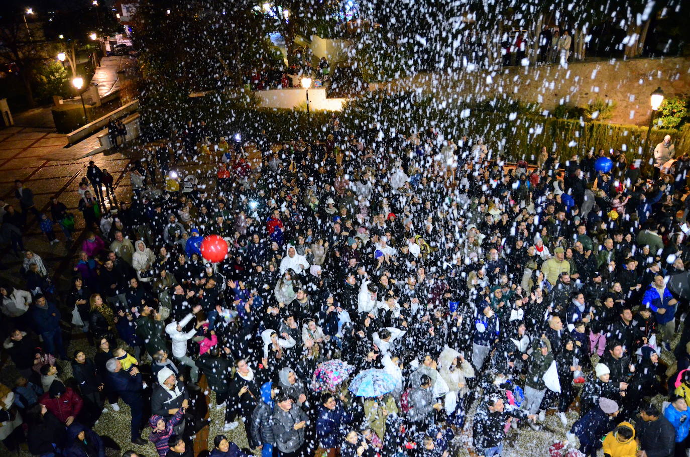 Los Reyes Magos desatan la apoteosis en Huétor Vega