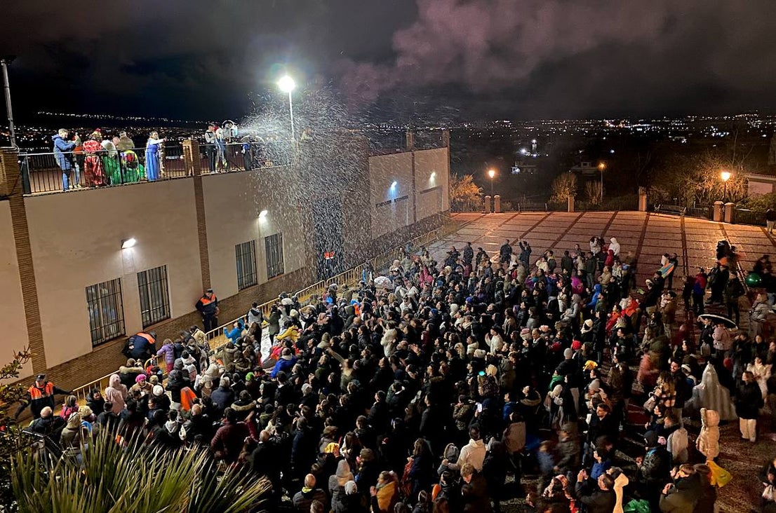Los Reyes Magos desatan la apoteosis en Huétor Vega