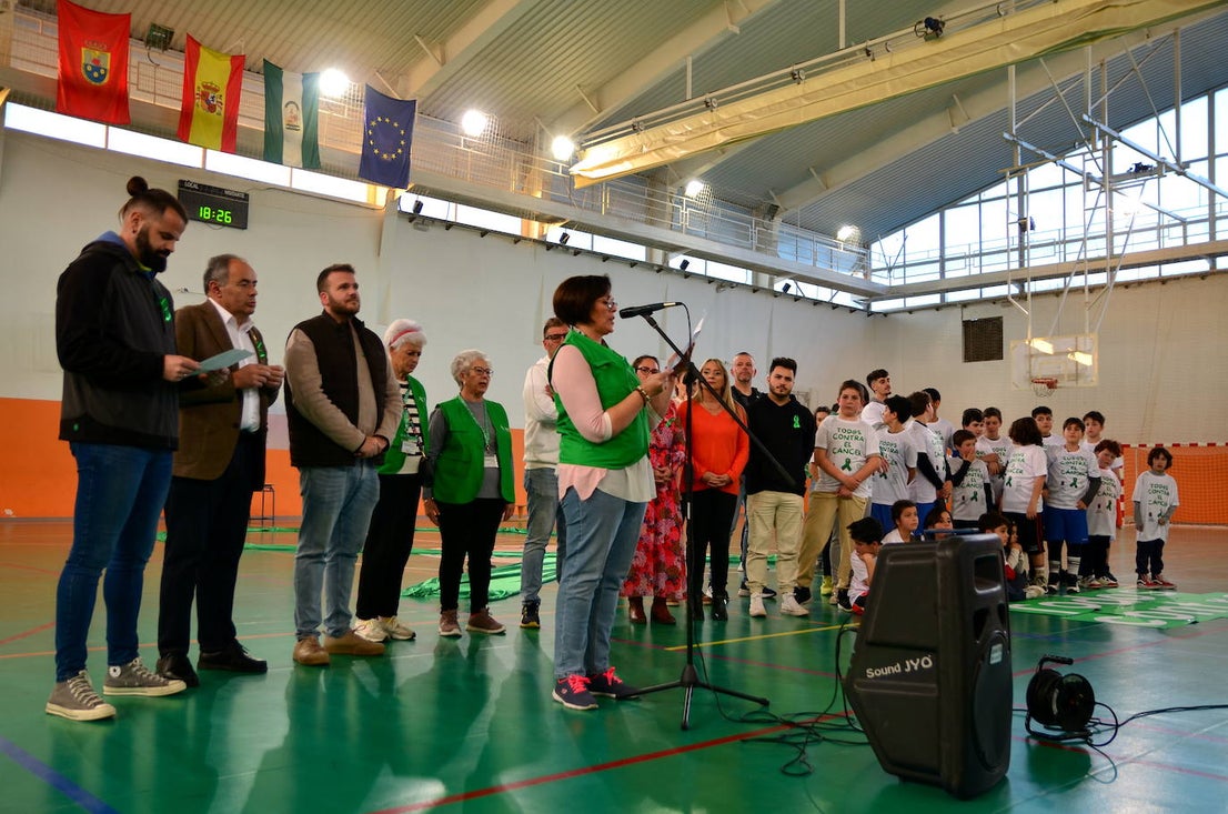 Huétor Vega tira un 'triple' contra el cáncer