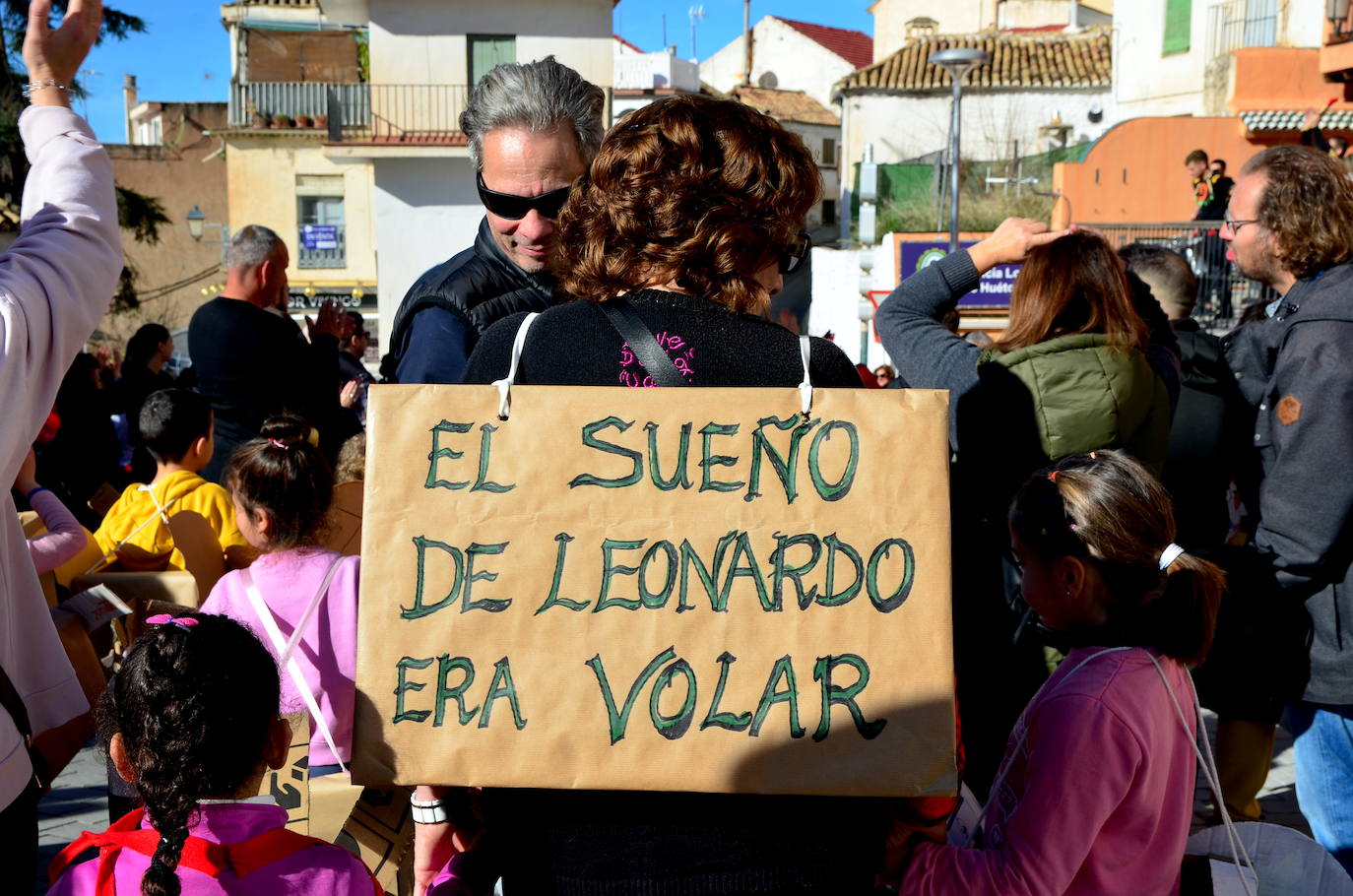 Encuéntrate en el pasacalles del carnaval de Huétor Vega