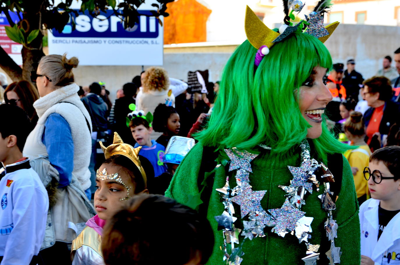 Encuéntrate en el pasacalles del carnaval de Huétor Vega