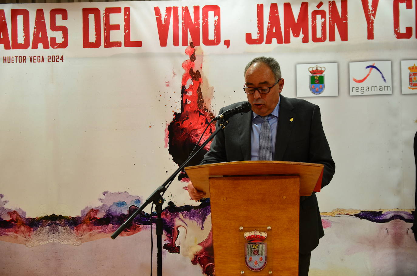Entrega de premios de los certámenes de vinos en Huétor Vega