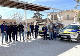 El Ayuntamiento de Huétor Vega ha mejorado el parque móvil de la Policía Local con la sustitución de dos de sus vehículos.