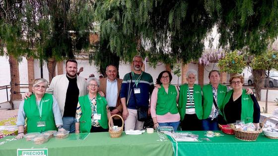 Merienda y artesanías en Huétor Vega para la lucha contra el cáncer