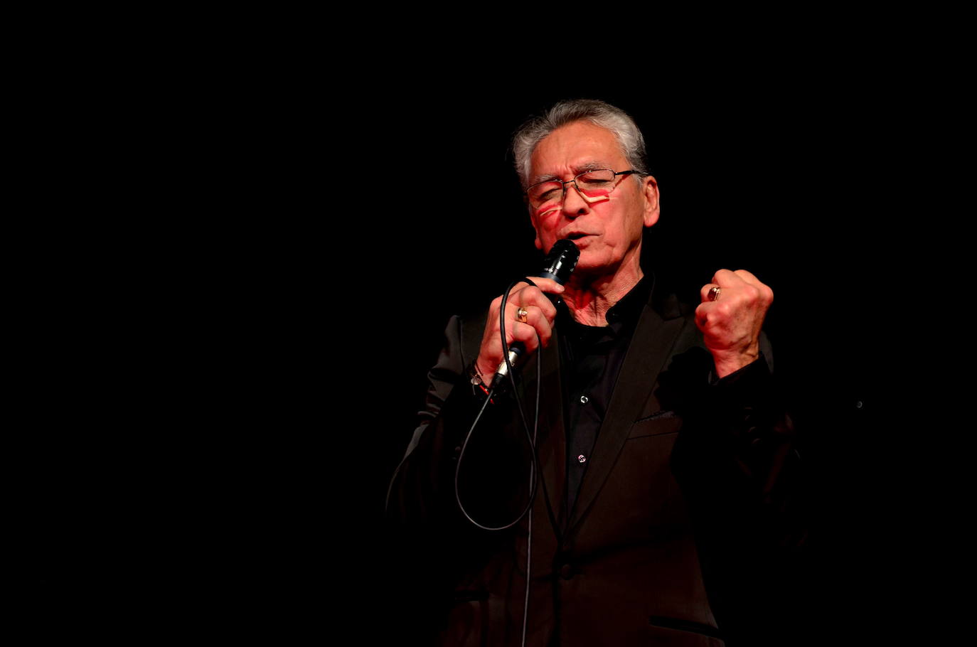 Arte a raudales y lleno en la Gala Solidaria de Huétor Vega