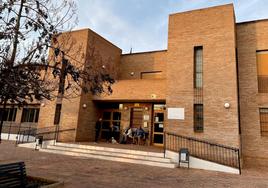 Imagen exterior del Centro Social La Nava de Huétor Vega.