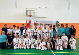 Medallas de la escuela de Rubén Hita en Huétor Vega.