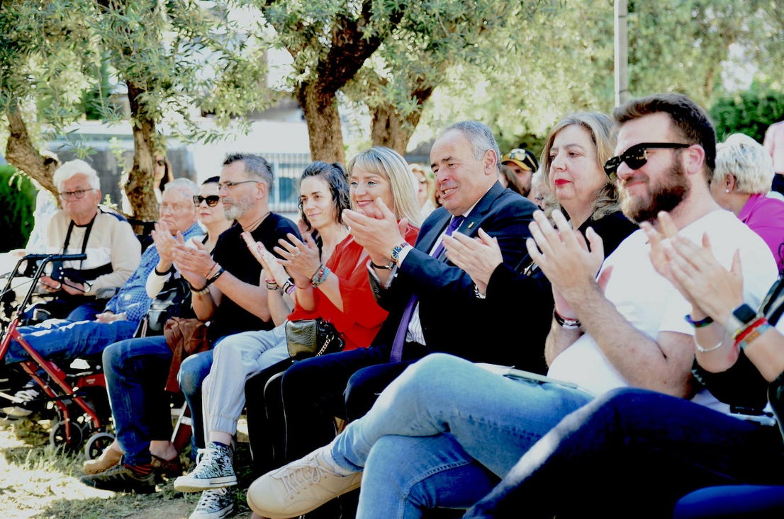 Huétor Vega rinde homenaje a Carmen Vargas, una mujer pionera en su tiempo