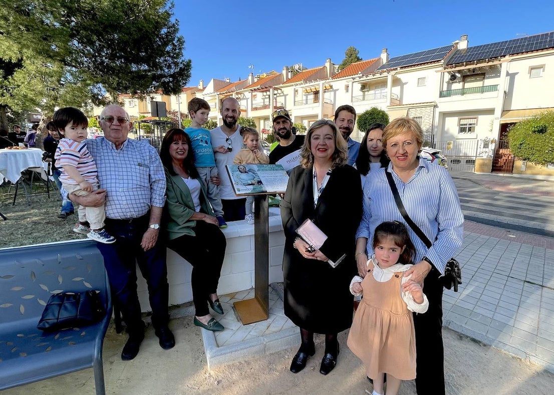 Huétor Vega rinde homenaje a Carmen Vargas, una mujer pionera en su tiempo