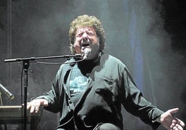 Enrique Morente, en una de sus actuaciones.