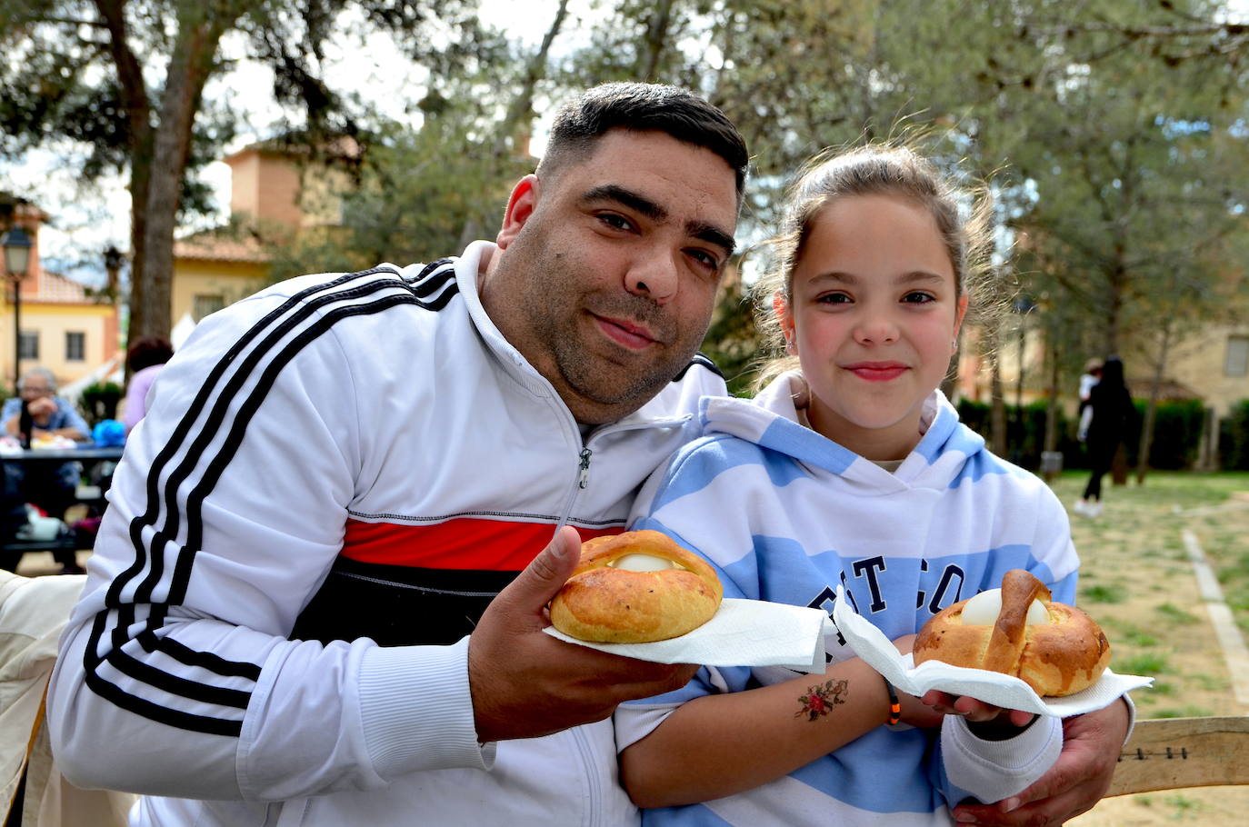 'Roar el güevo': la merienda con la que Huétor Vega hace piña