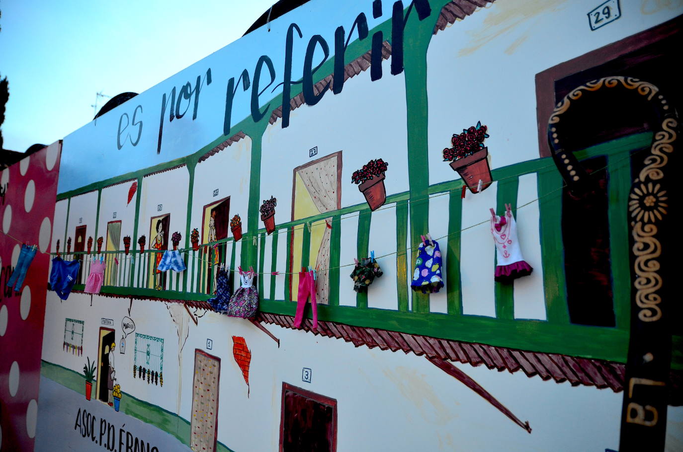 El ambiente de cruces inunda Huétor Vega