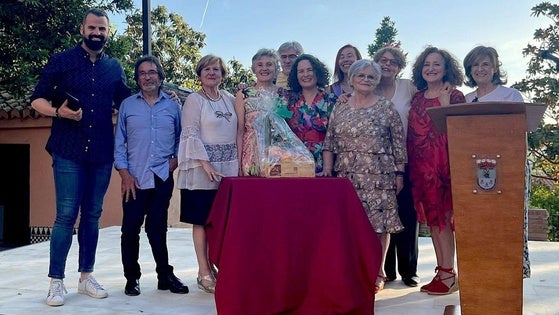 El taller de poesía de Huétor Vega celebra su fin de curso