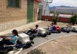 El alumnado de los colegios y el instituto de Huétor Vega aprende seguridad vial