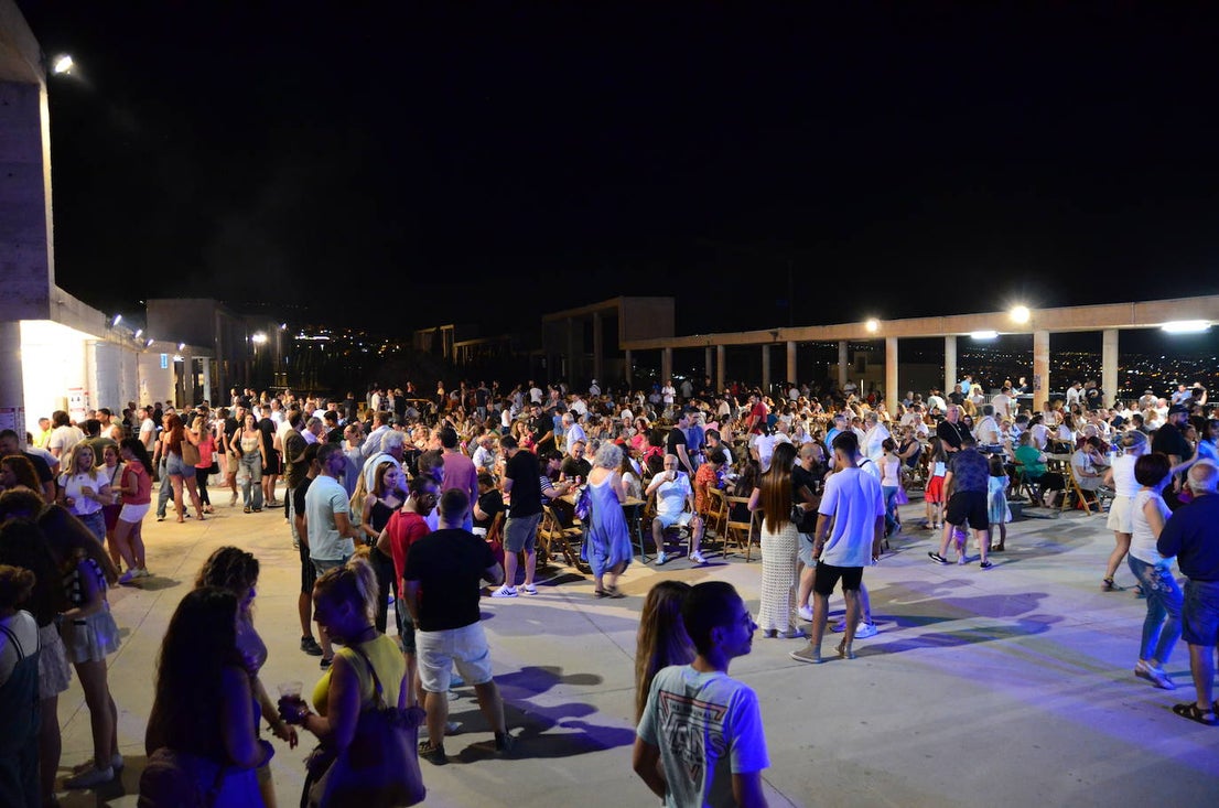 Noche de purificación y alegría en Huétor Vega