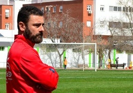 Manuel Moreno 'Rizos' iniciará su tercera etapa como técnico del Huétor Vega.