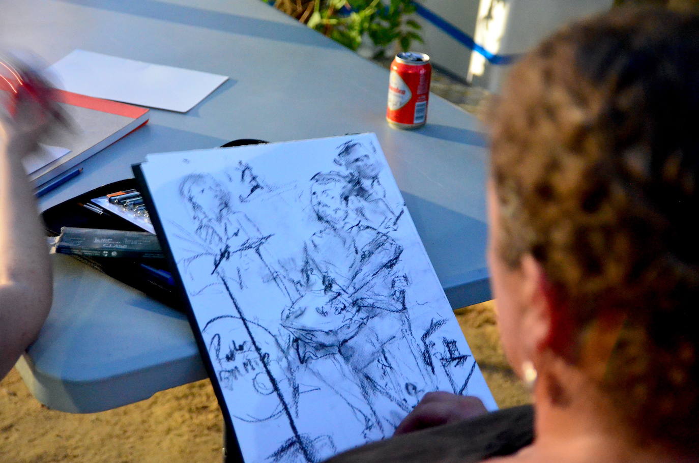 Huétor Vega abre el micro y el escenario se llena de talento