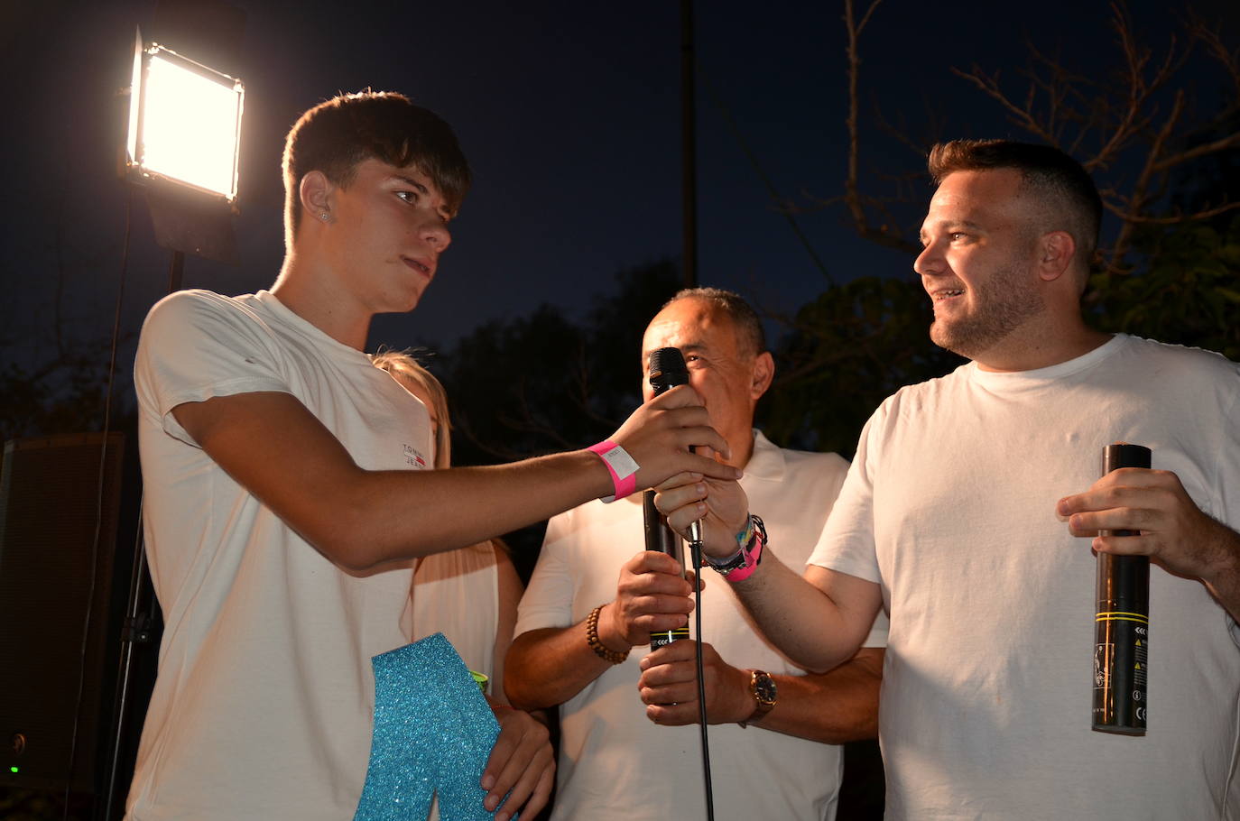 Todo es de color en la Fiesta Holi de Huétor Vega